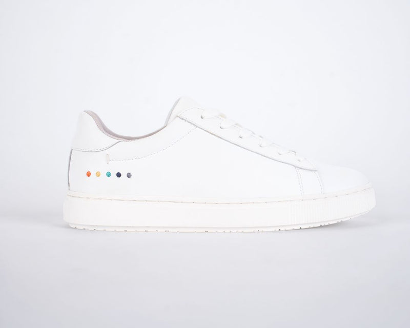 SYDNEY | Classic Recycled Leather sneakers in White - for him & her